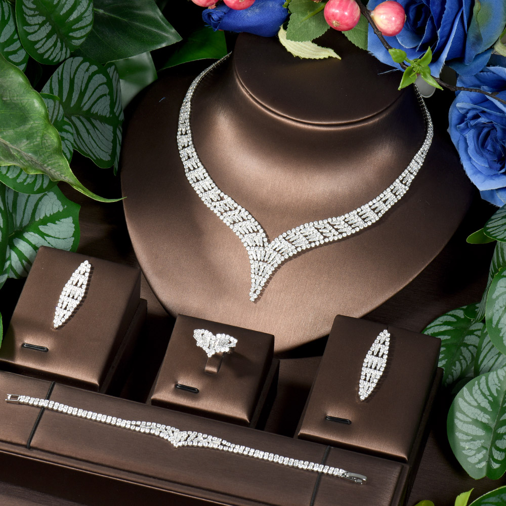 Women Accessories Uae - HIBRIDE Brautbekleidungszubehör, 4-teilig, Zirkonia, Halskette, Ohrringe,