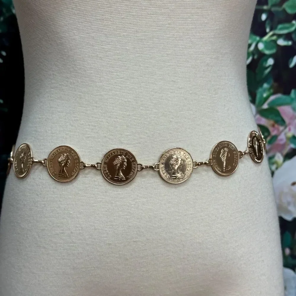 Hochwertige 80er Jahre Goldmün – Women'S Accessories In The 80S Bewertung und Preis