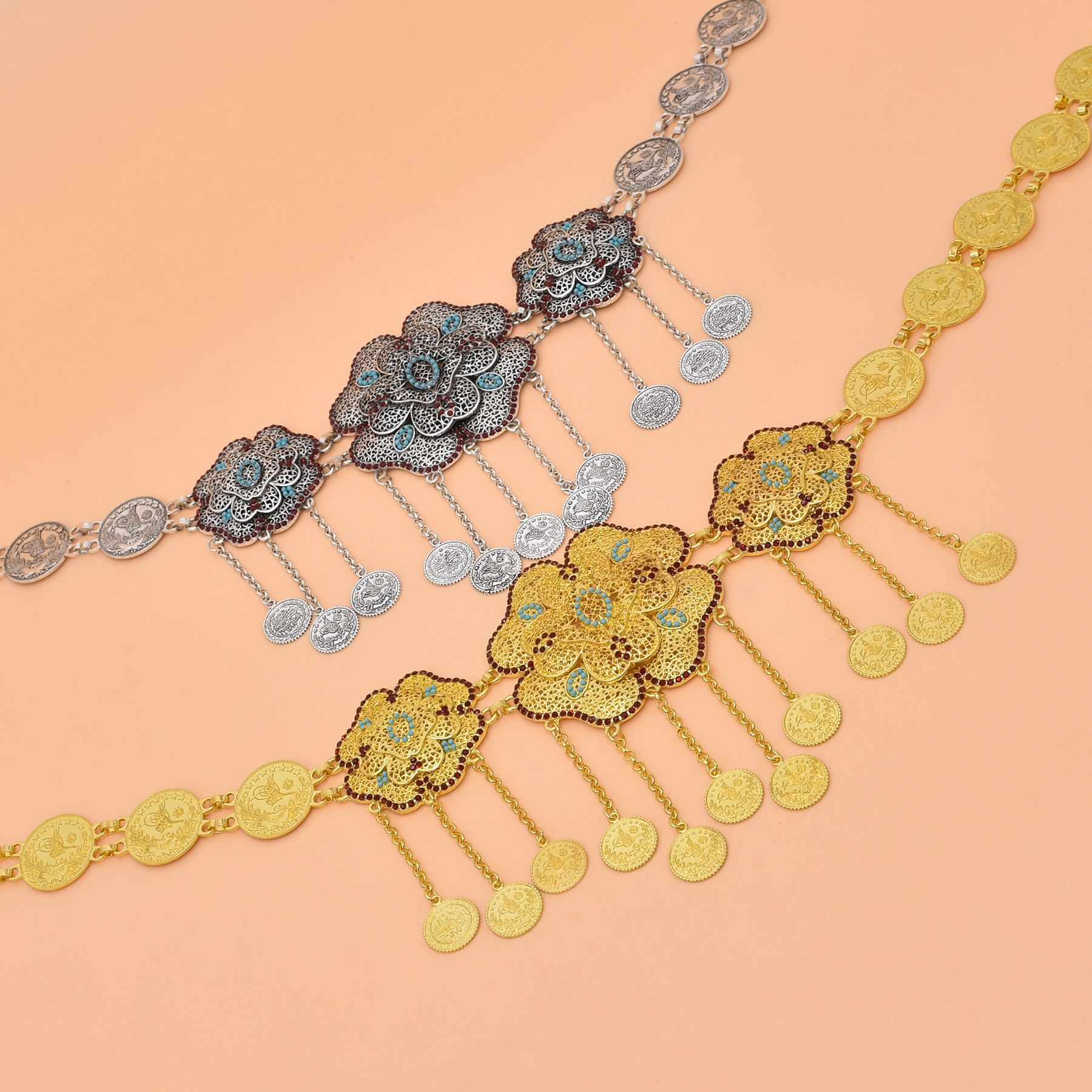 Aushöhlen Blume Münzen Kette A – Women Accessories India Bewertung und Preis