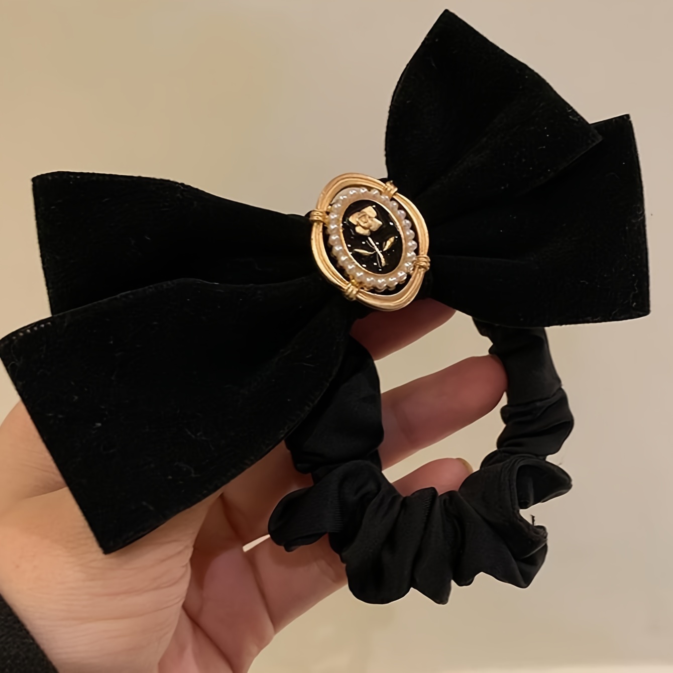 Eleganter Samt-Haargummi mit S – Hair Tie Velvet Bewertung und Preis