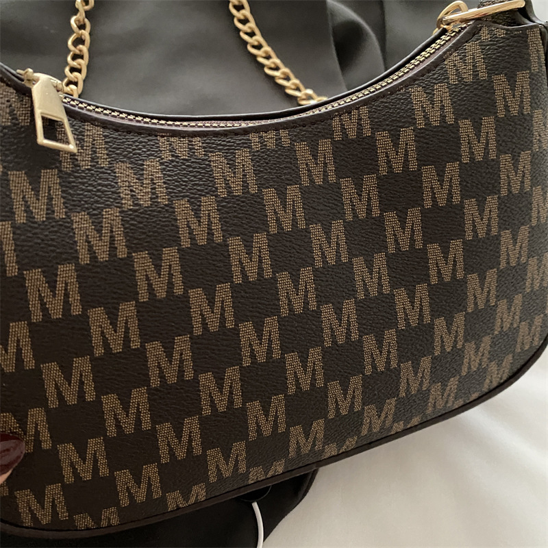Quadratische Handtasche im Vin – Women'S Accessories Purse Bewertung und Preis